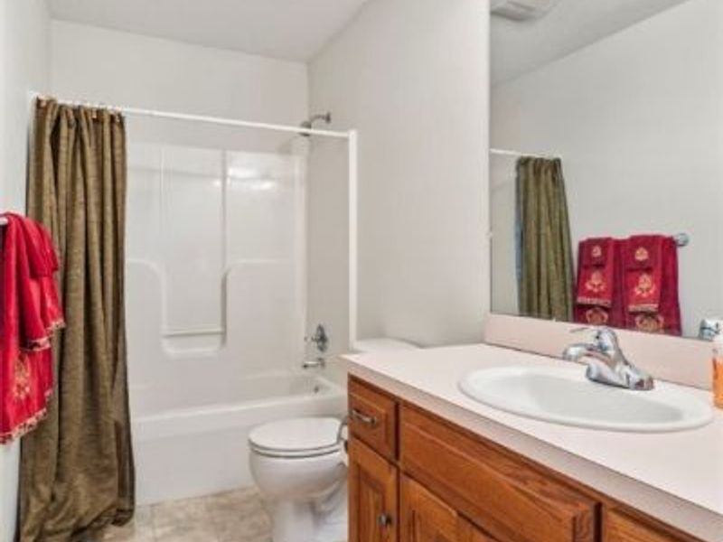 635 Quinten Avenue NW, Strasburg, OH 44680 Photo 32