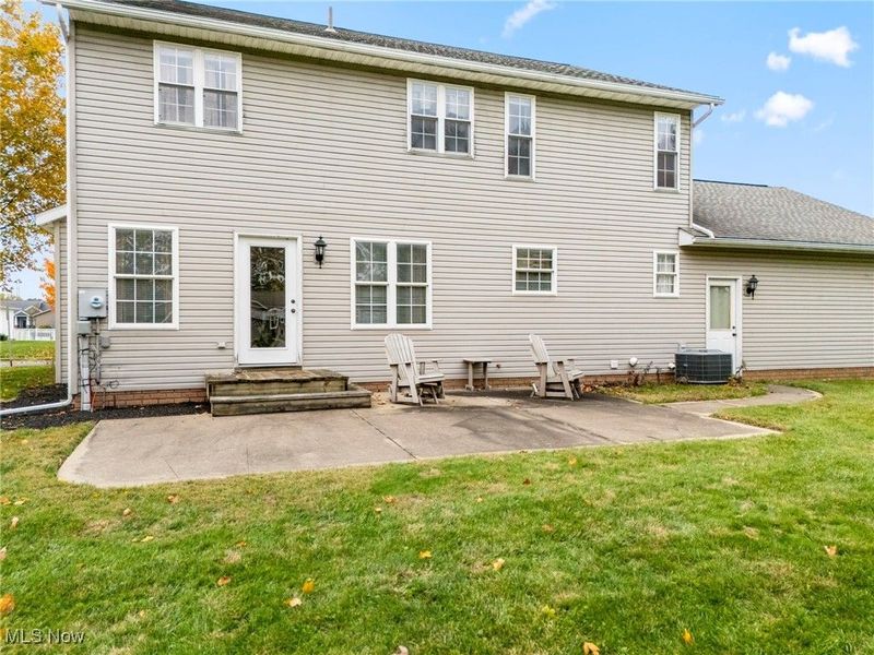 635 Quinten Avenue NW, Strasburg, OH 44680 Photo 8