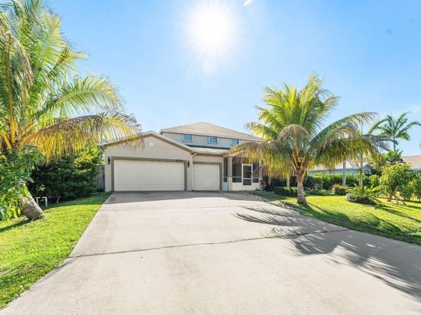 1842 SW Lofgren Avenue, Port Saint Lucie, FL 34953