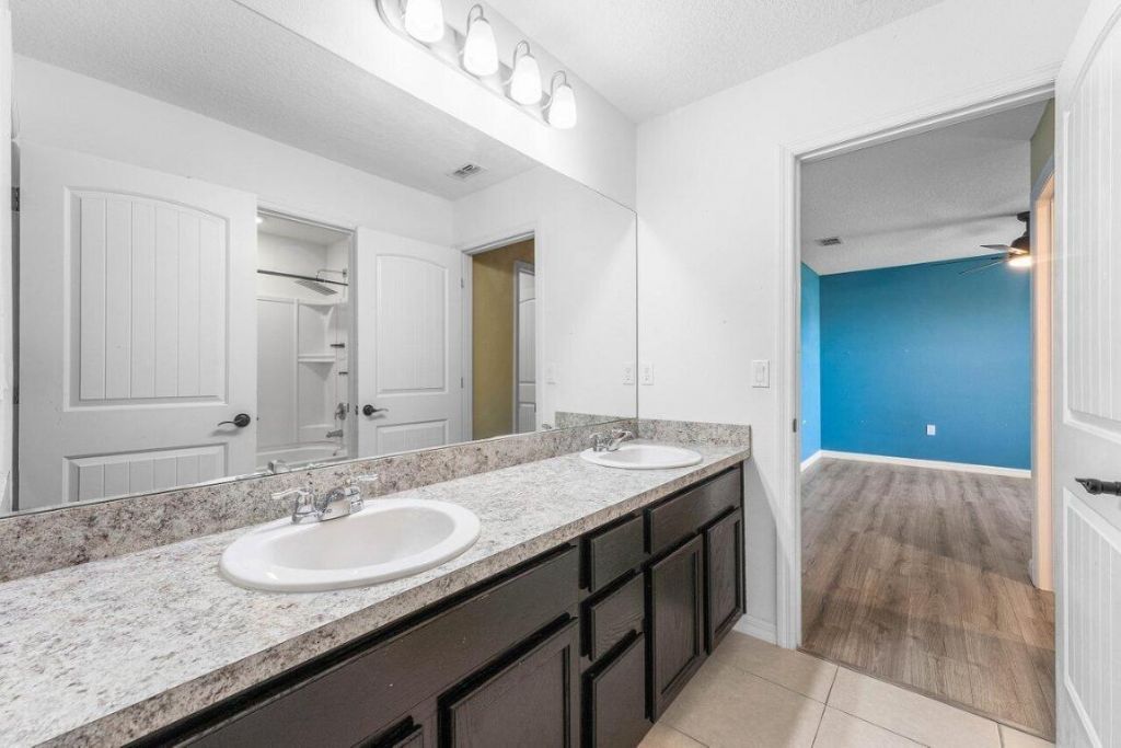 1842 SW Lofgren Avenue, Port Saint Lucie, FL 34953 Photo