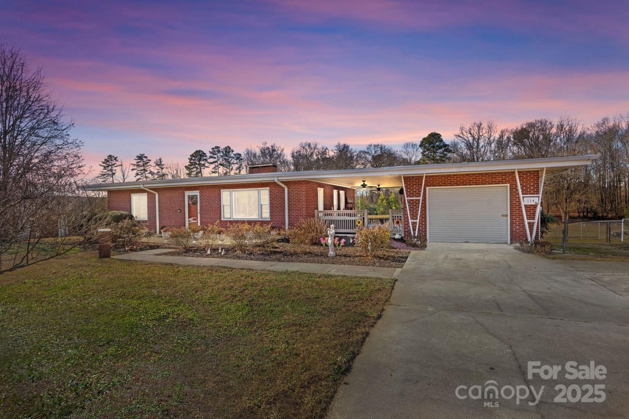 114 Valley Drive, Badin, NC 28009 Main Photo