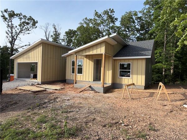 2 Davington Lane, Bella Vista, AR 72715