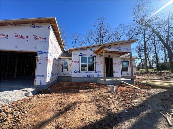 2 Davington Lane, Bella Vista, AR 72715