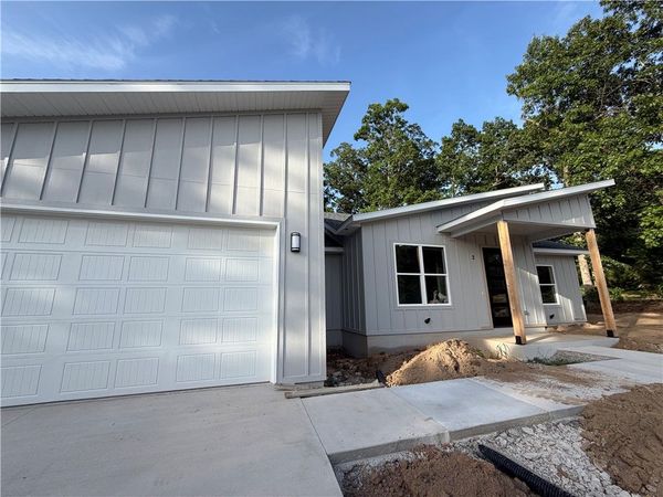 2 Davington Lane, Bella Vista, AR 72715