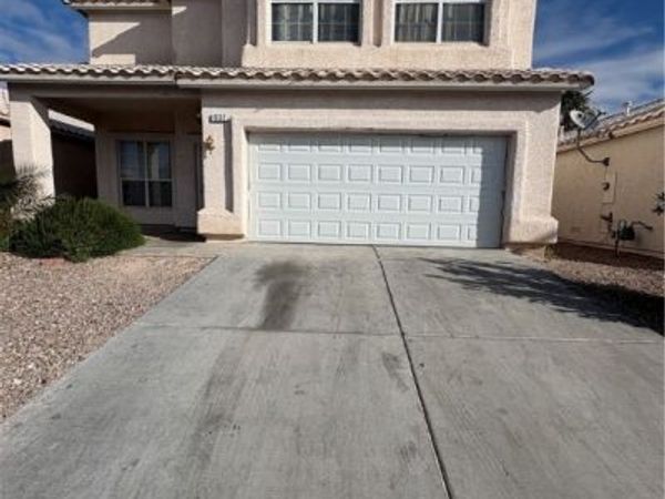 1532 Honey Vista Lane, North Las Vegas, NV 89032
