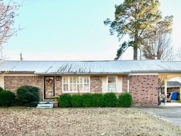 1006 Walnut St., Amory, MS 38821