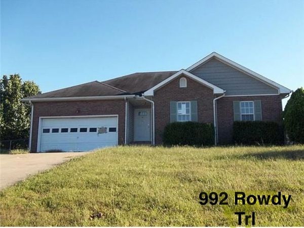 992 Rowdy Trl, Clarksville, TN 37042