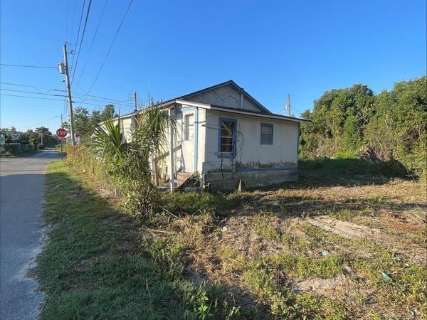 521 E 8th Court, Panama City, FL 32401