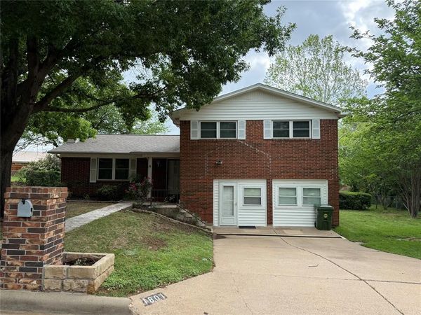 1801 SE 24th Avenue, Mineral Wells, TX 76067