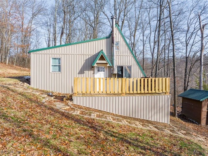 6257 Caddy Road SW, Bowerston, OH 44695 Photo 1