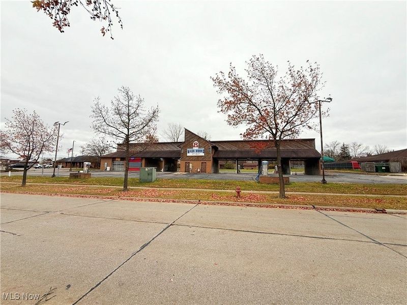 170 Northland Drive, Medina, OH 44256 Photo 2