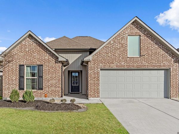 23436 Encore Dr, Denham Springs, LA 70726