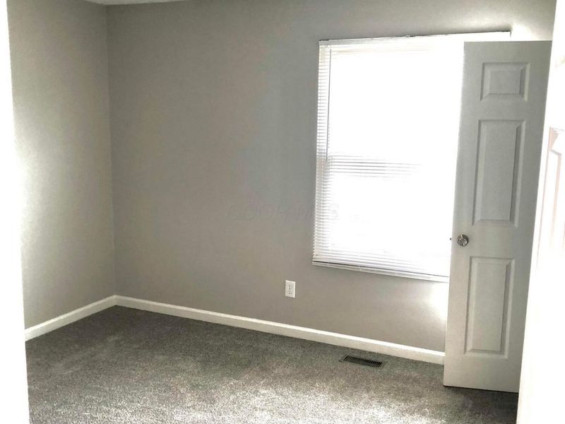 5700 Crossing Court, Unit 4, Columbus, OH 43231 Photo 15