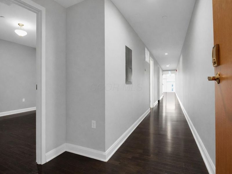 100 E Gay Street, Unit 804, Columbus, OH 43215 Photo 2