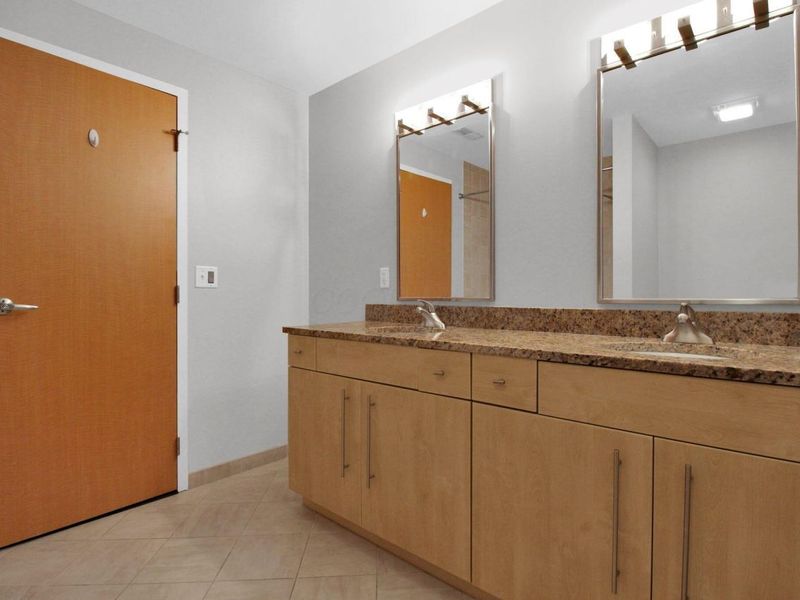 100 E Gay Street, Unit 804, Columbus, OH 43215 Photo 6