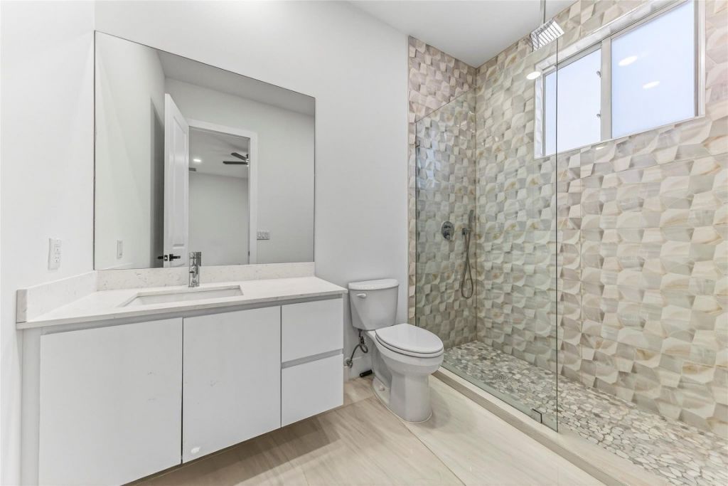 1408 NE 5th Court, Unit 1408A, Fort Lauderdale, FL 33301 Photo