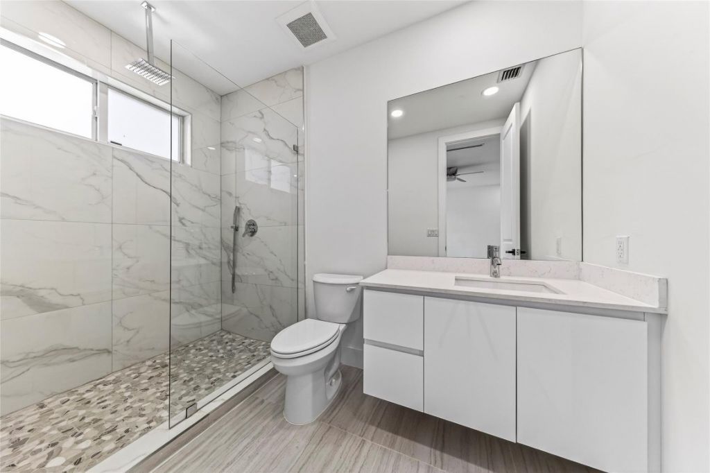 1408 NE 5th Court, Unit 1408A, Fort Lauderdale, FL 33301 Photo