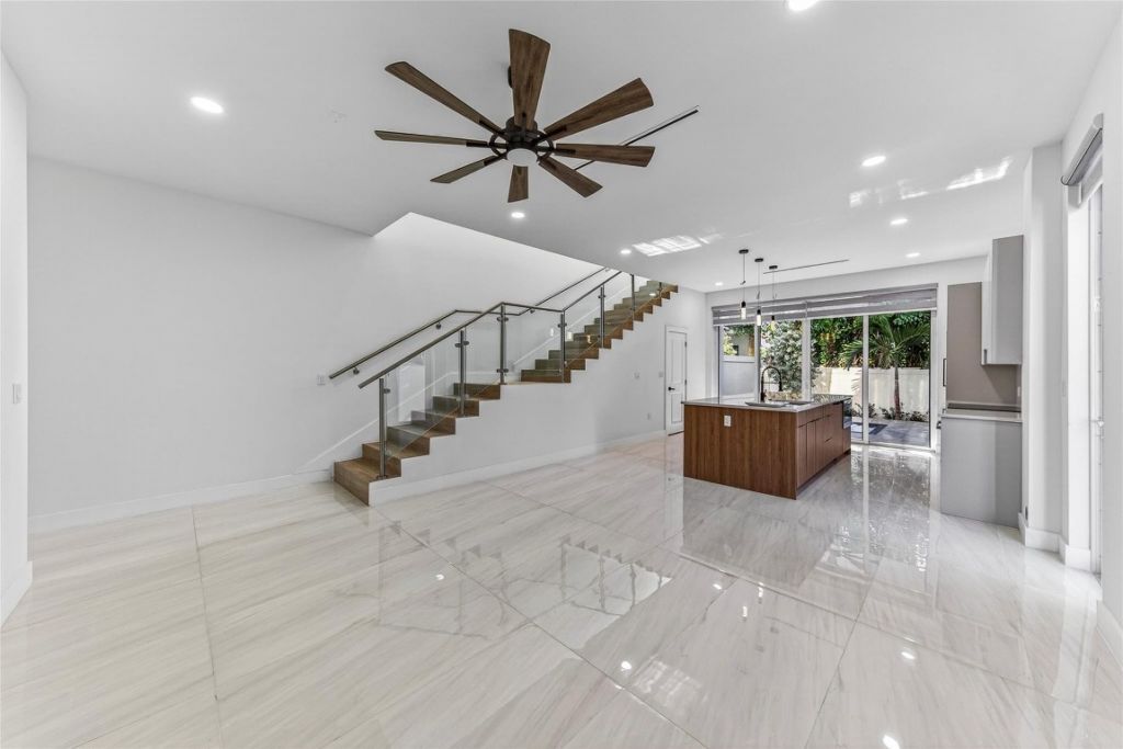 1408 NE 5th Court, Unit 1408A, Fort Lauderdale, FL 33301 Photo