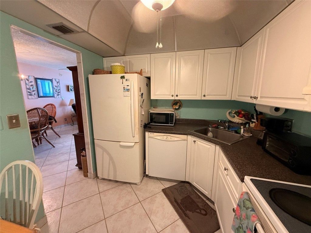 101 Briny Avenue, Unit 1006, Pompano Beach, FL 33062 Photo