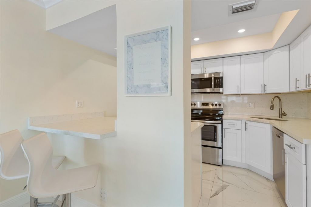 4010 Galt Ocean Drive, Unit 1516, Fort Lauderdale, FL 33308 Photo