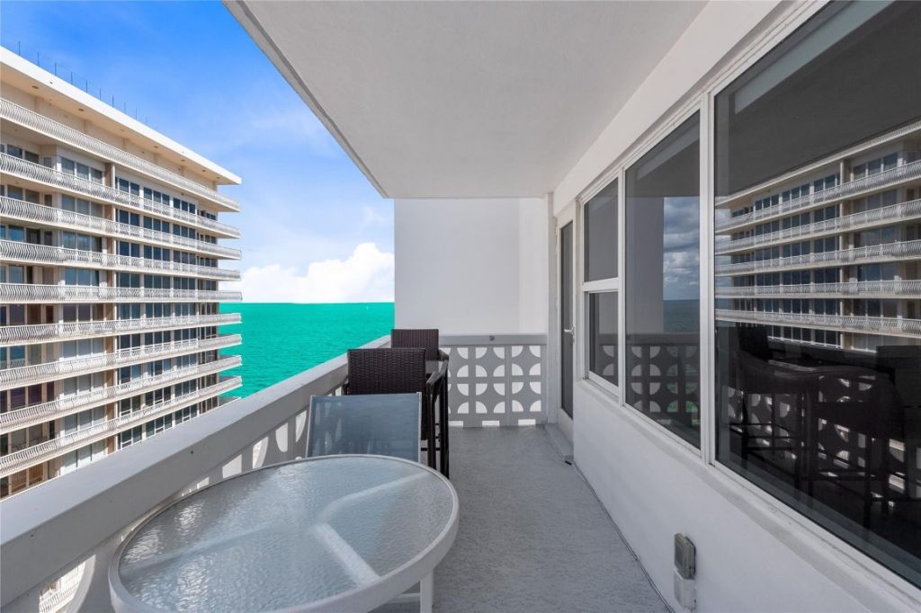 4010 Galt Ocean Drive, Unit 1516, Fort Lauderdale, FL 33308 Photo