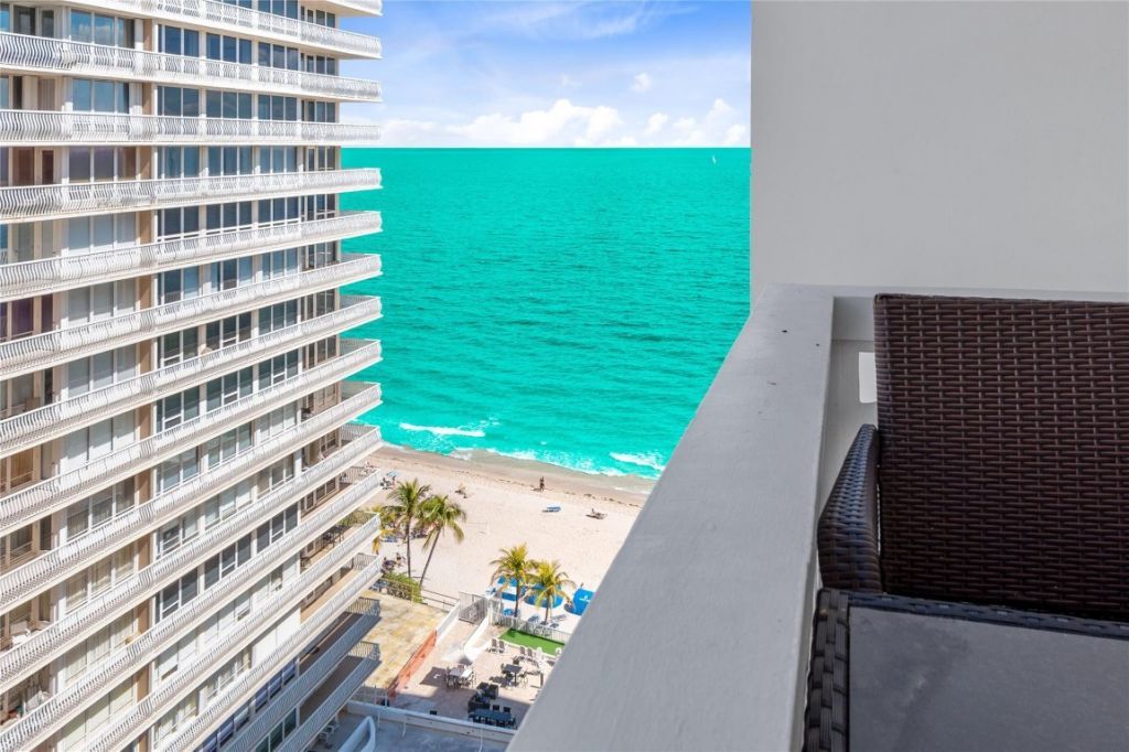 4010 Galt Ocean Drive, Unit 1516, Fort Lauderdale, FL 33308 Photo