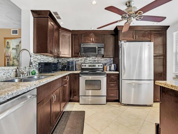 3002 Portofino Isle, Unit L3, Coconut Creek, FL 33066