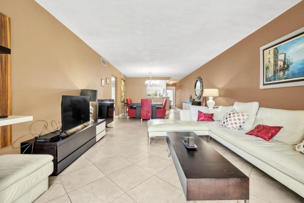 3002 Portofino Isle, Unit L3, Coconut Creek, FL 33066 Photo