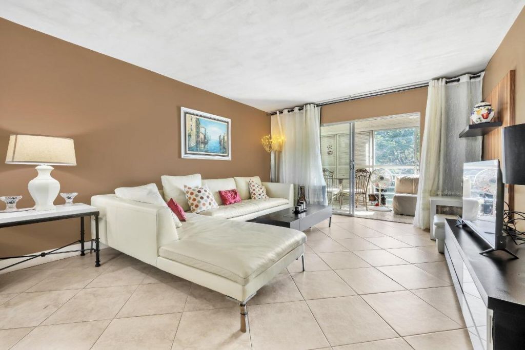 3002 Portofino Isle, Unit L3, Coconut Creek, FL 33066 Photo