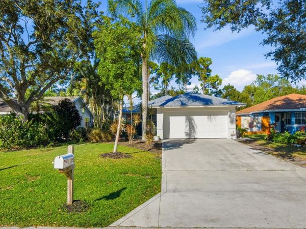 1105 Cherokee Street, Jupiter, FL 33458