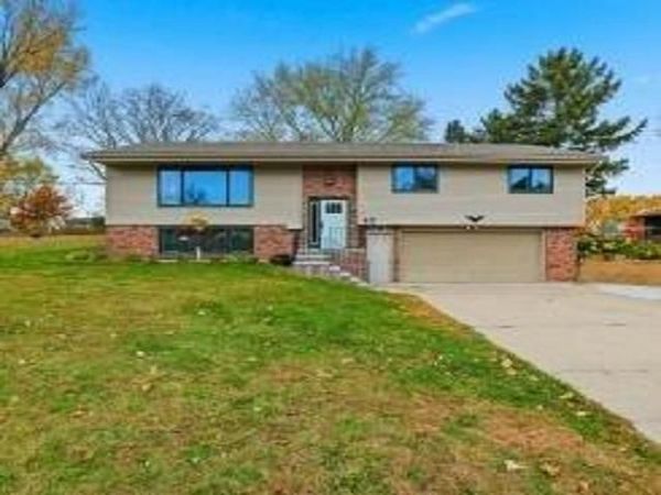 417 S Park Lane, Le Sueur, MN 56058
