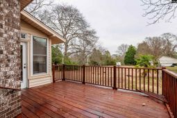 122 Old Chapin Road  photo 4