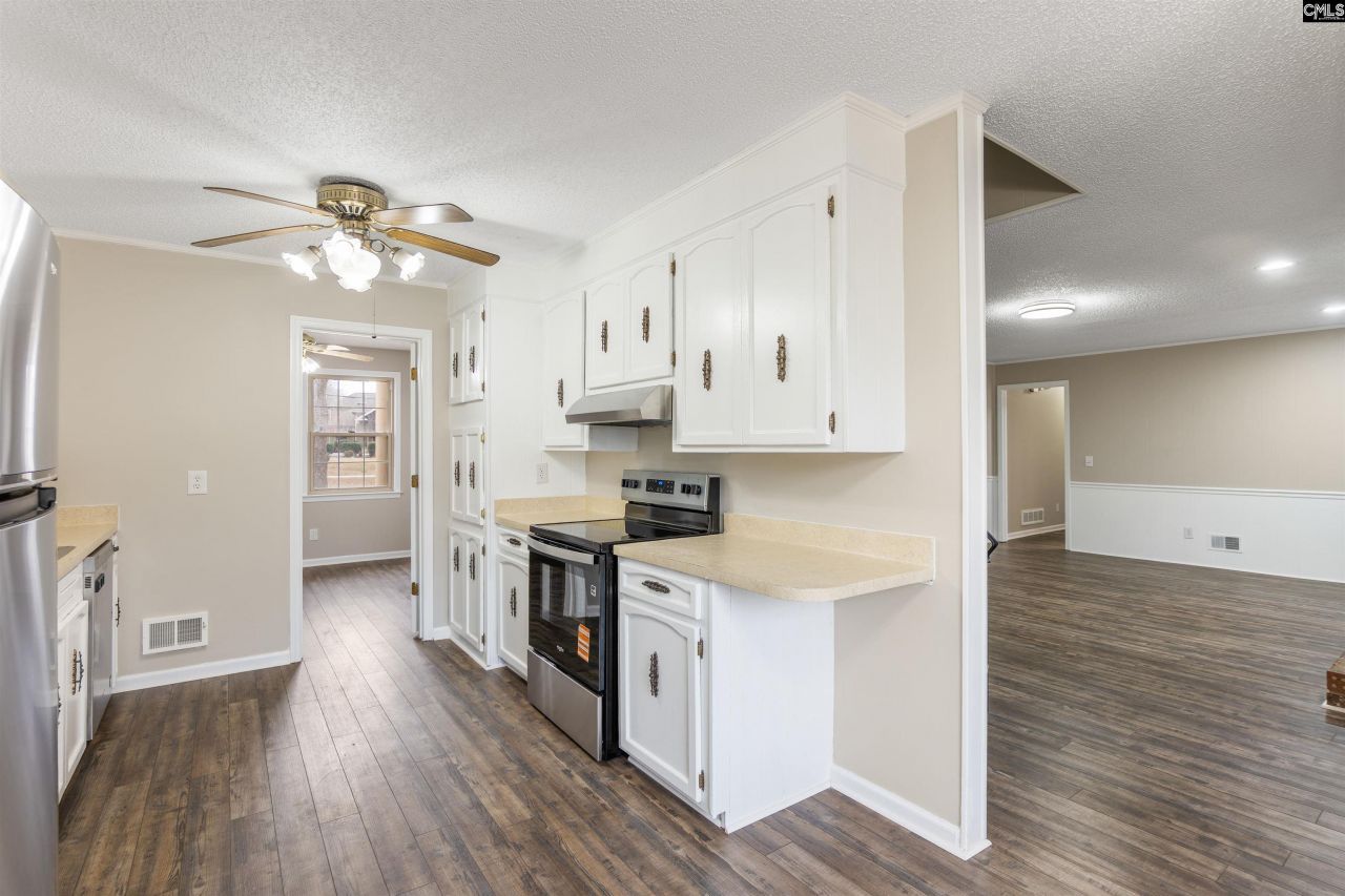 122 Old Chapin Road  Photo 36