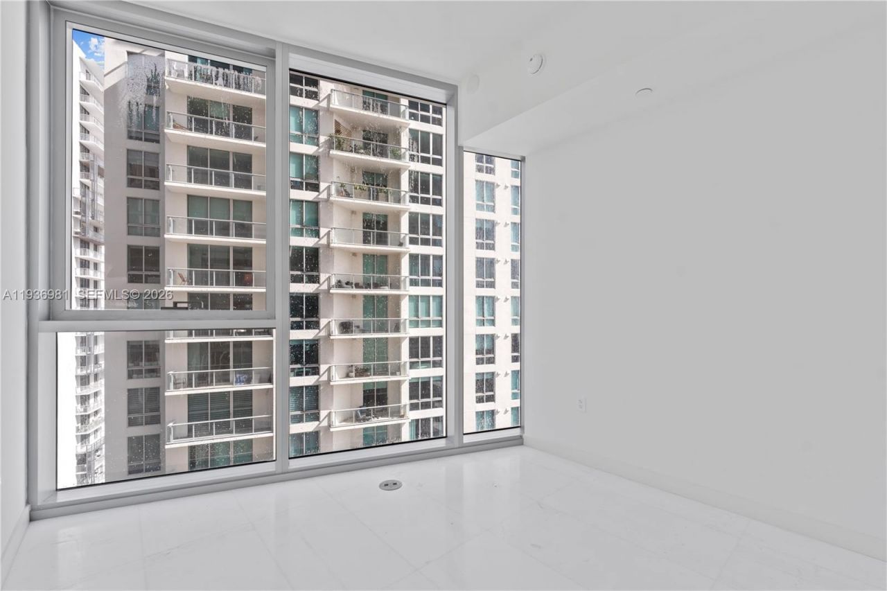 300 Biscayne Blvd Way, Unit 3201, Miami, FL 33130 Photo