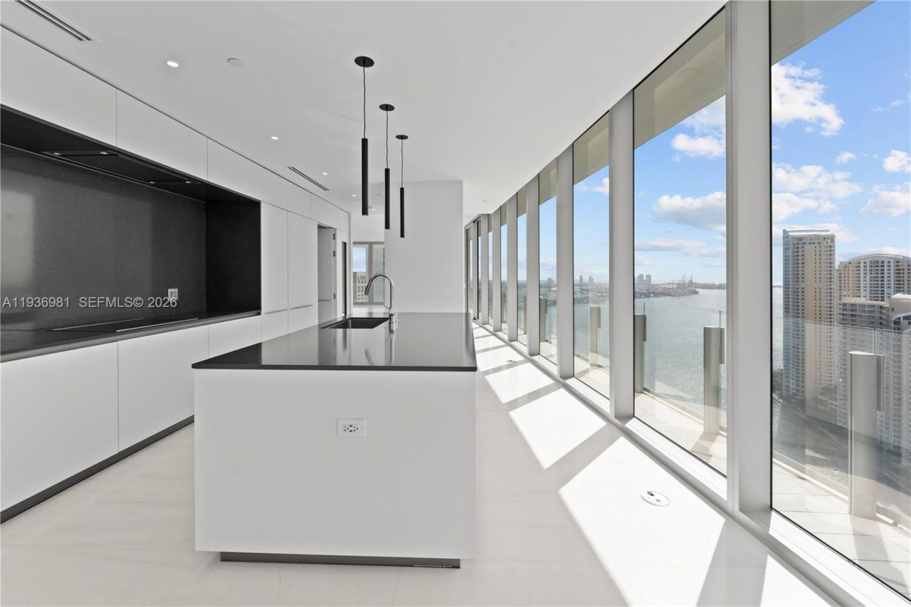 300 Biscayne Blvd Way, Unit 3201, Miami, FL 33130 Photo