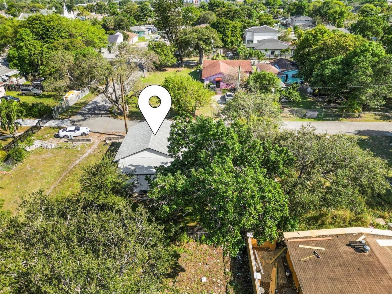 6318 NW 19th Ct, Miami, FL 33147 Photo