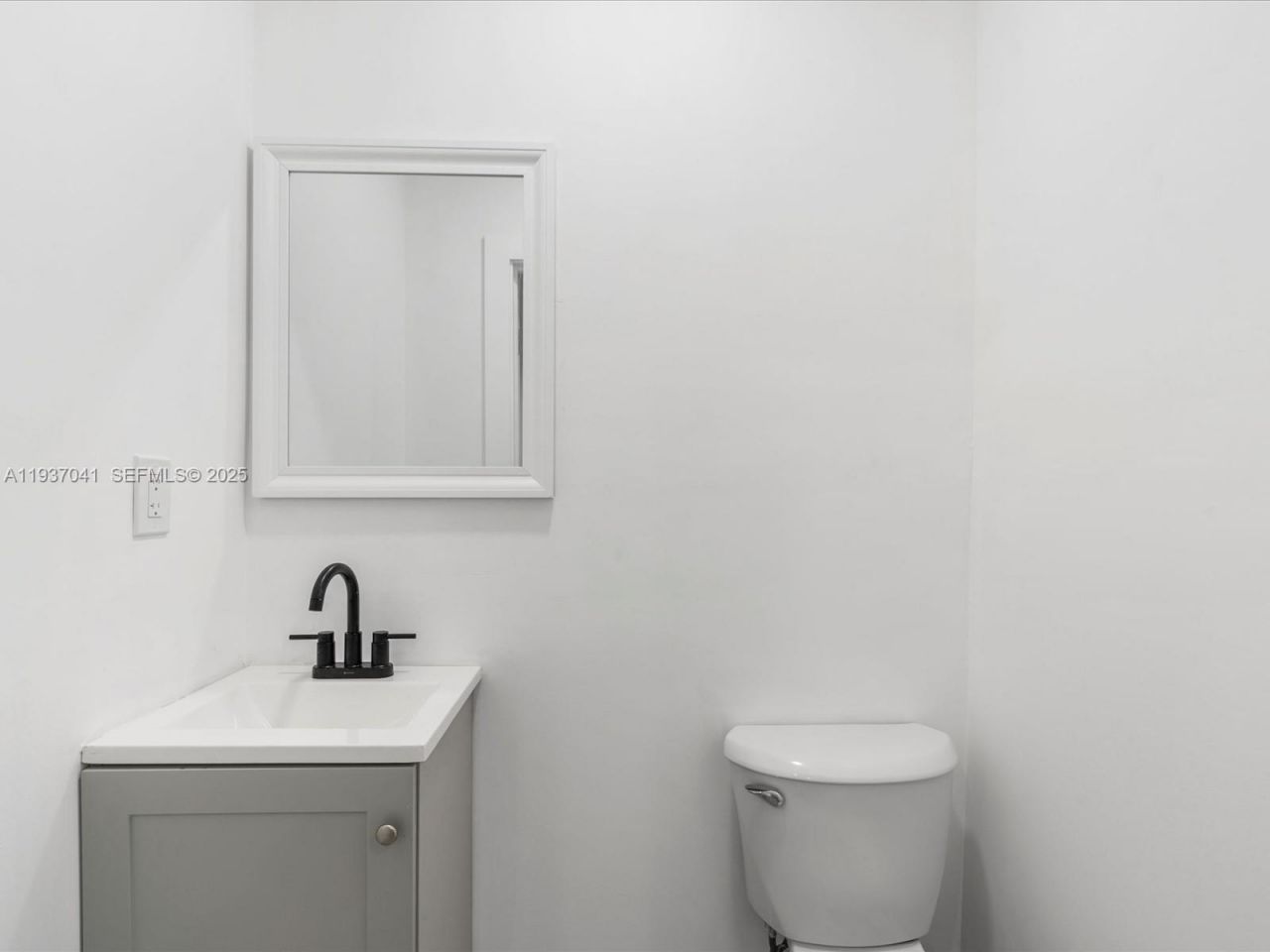 6318 NW 19th Ct, Miami, FL 33147 Photo