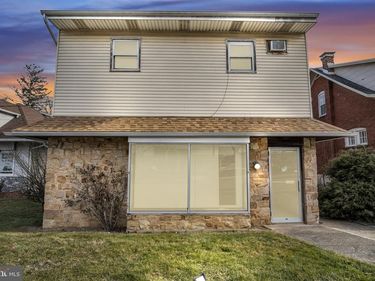 137 S 32ND STREET, CAMP HILL, PA 17011
