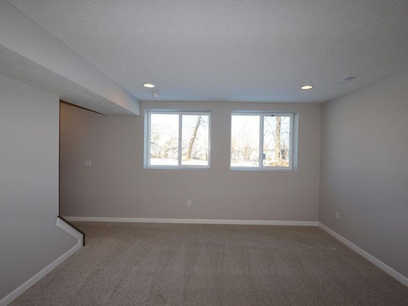 320 Cherry Hills Road, Commercial Point, OH 43116 Photo 11