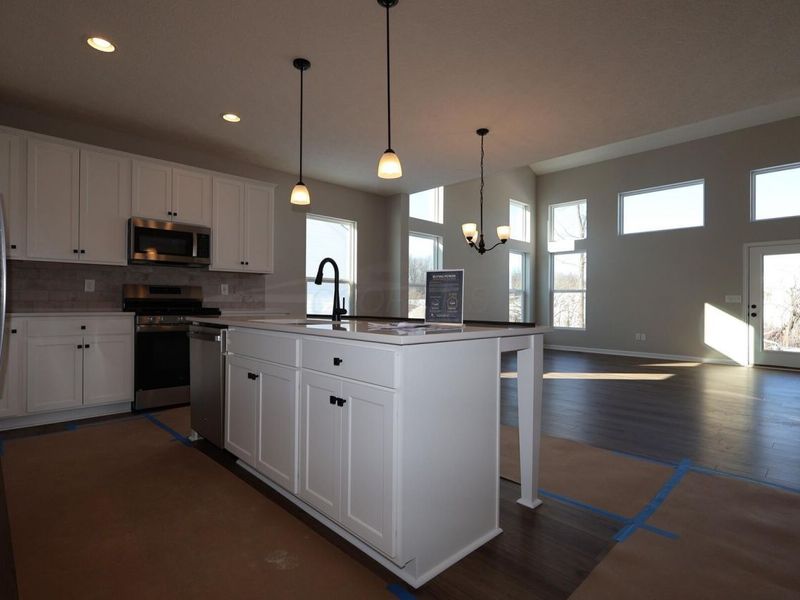 320 Cherry Hills Road, Commercial Point, OH 43116 Photo 2