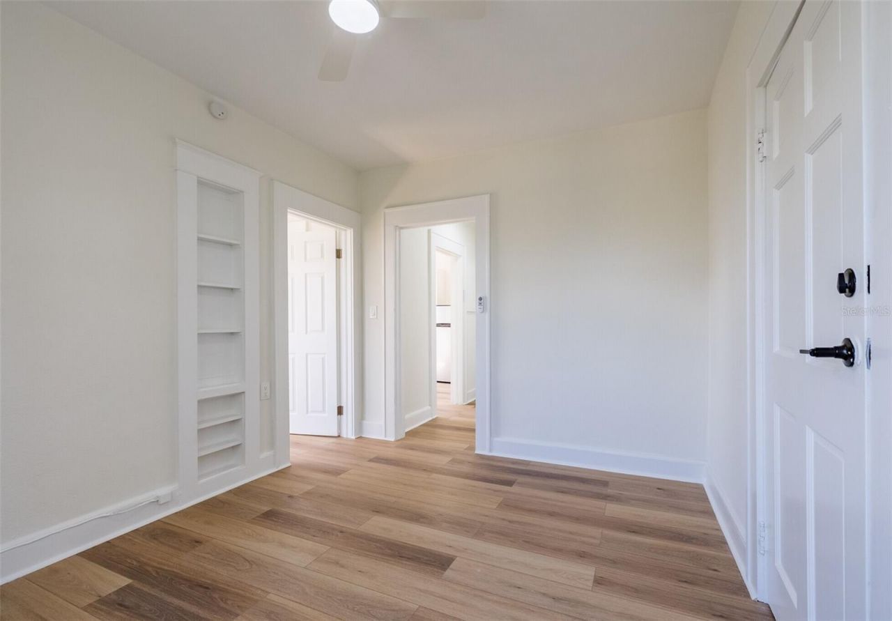 218 N Pinellas Avenue, Tarpon Springs, FL 34689 Photo