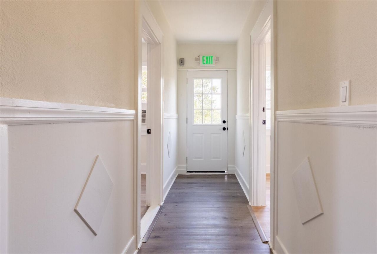 218 N Pinellas Avenue, Tarpon Springs, FL 34689 Photo