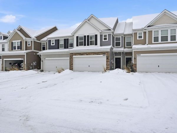 9669 4th Street Lane N, Lake Elmo, MN 55042