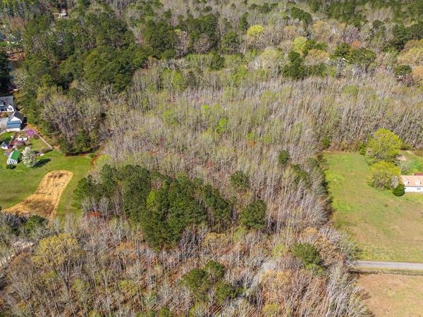 17 PINE REACH DRIVE, KILMARNOCK, VA 22482