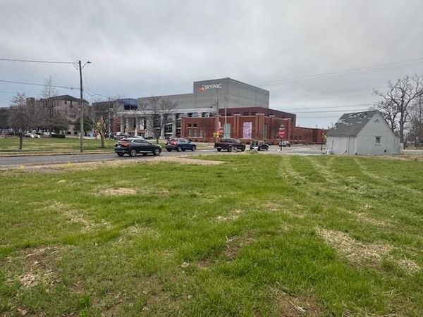 538 College Street, Bowling Green, KY 42101