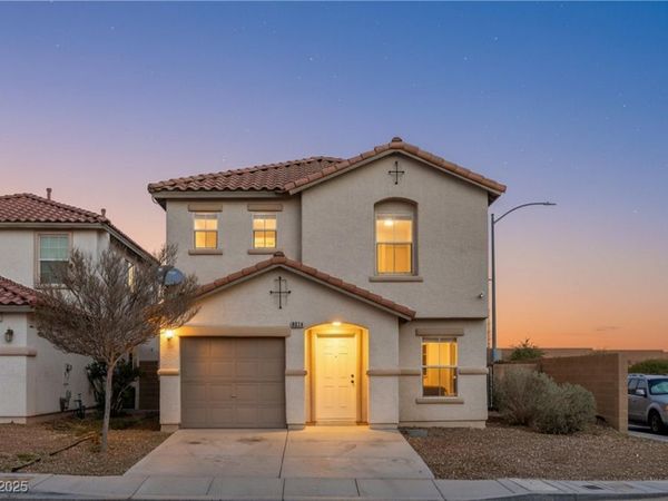 6374 Cactus Dahlia Street, Las Vegas, NV 89141