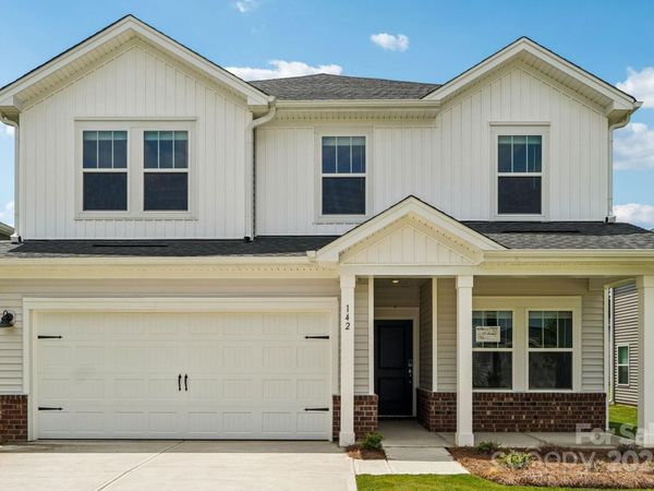 2073 Sunflower Circle, Newton, NC 28658