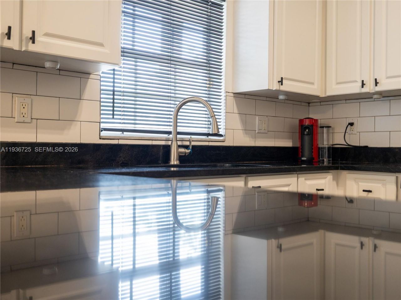 3880 NW 121st Ave, Sunrise, FL 33323 Photo