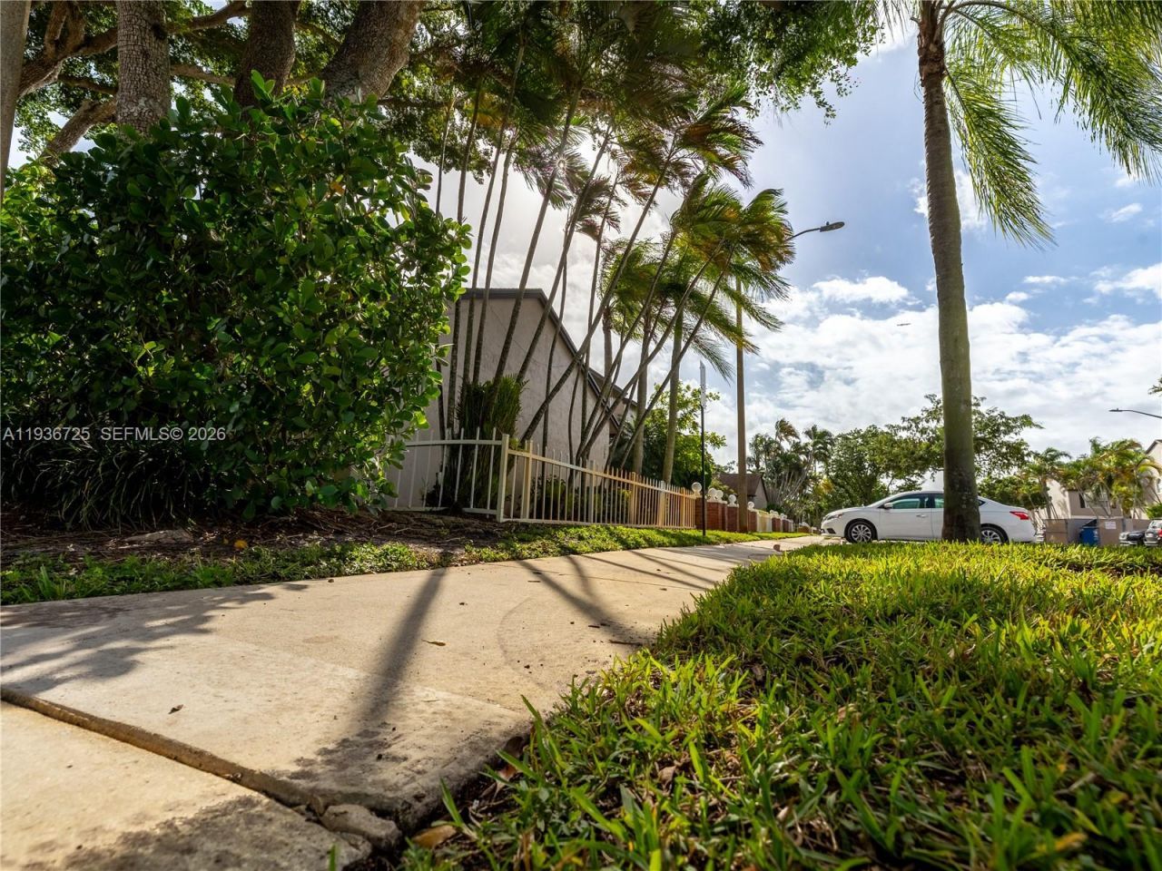 3880 NW 121st Ave, Sunrise, FL 33323 Photo