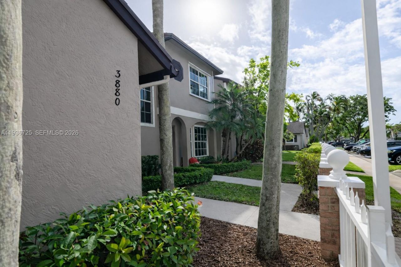 3880 NW 121st Ave, Sunrise, FL 33323 Photo